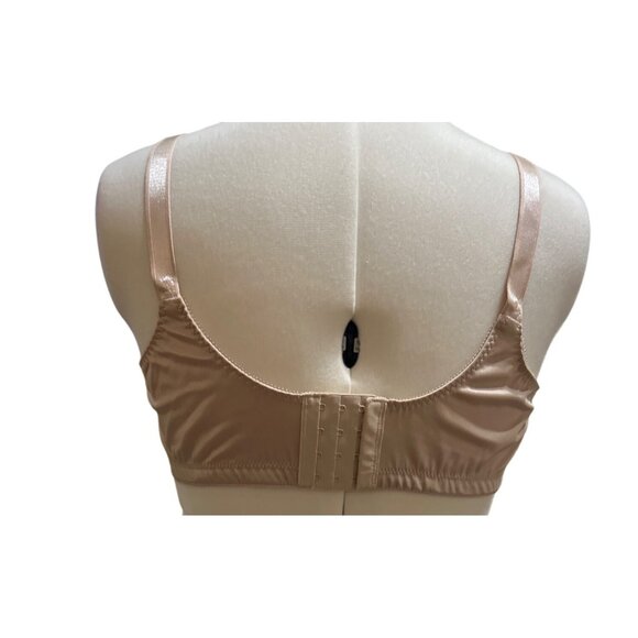 Bali Size 44C Wireless Passion For Comfort Minimizer Bra  Soft Beige - Picture 3 of 13